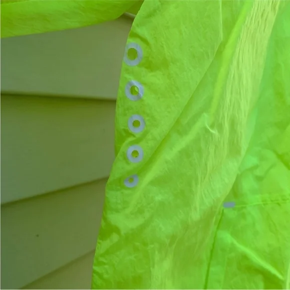 Nike Neon Yellow Jacket - Picture 4 of 4